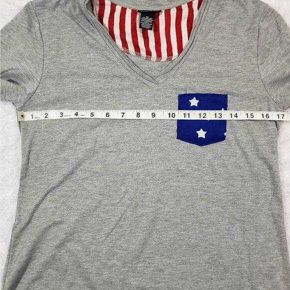 Long length American flag short sleeve curved hem tee - Picture 6 of 7